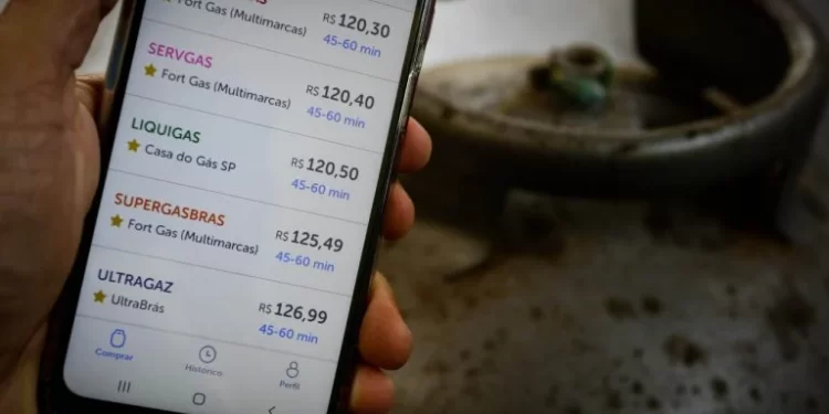 Preços da gasolina, diesel e gás de cozinha aumentam