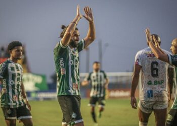 Coritiba segura pressão, vence o Cianorte e abre vantagem nas quartas do Paranaense