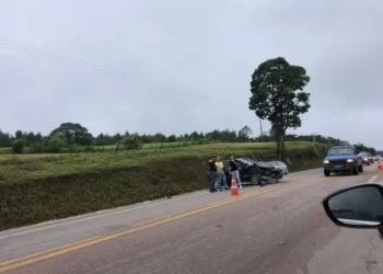 Três da mesma família morrem em acidente na BR-116 em Mandirituba