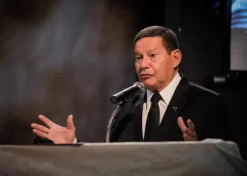 Mourão, sobre Lula e Alckmin: ‘Um chamava o outro de ladrão’