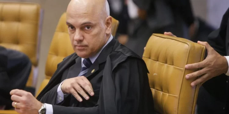 “Todos saberão que o vilão dessa história é Alexandre de Moraes”, diz Augusto Nunes