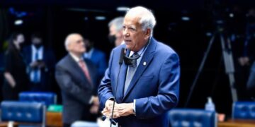 Reforma tributária, um “grande salto no escuro”, diz Oriovisto