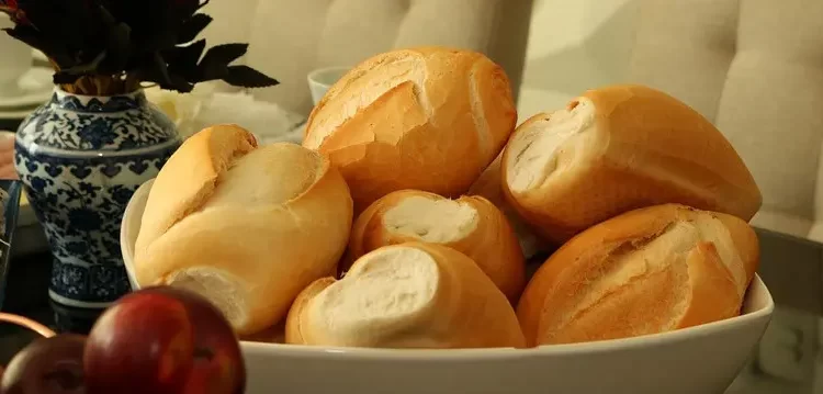 Padarias pagam 20% mais na farinha de trigo e pão francês sobe no mínimo 10% no Paraná