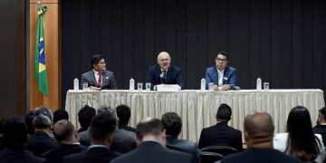 Pastores controlam agenda e verba do Ministério da Educação; entenda acusação a Milton Ribeiro