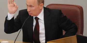 Rússia anuncia expulsão de diplomatas dos EUA