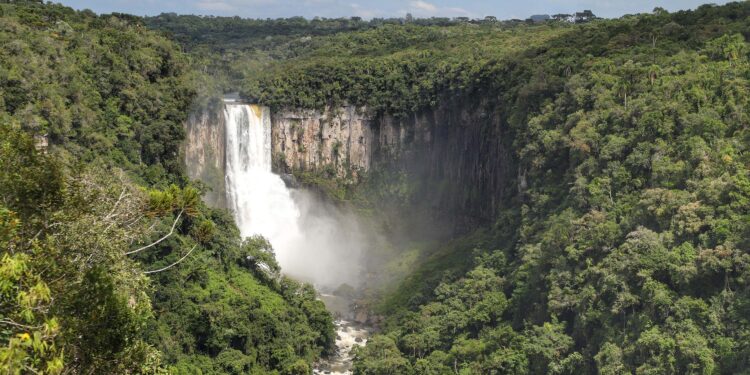Governo retoma projeto para regulamentar ecoturismo em Unidades de Conservação