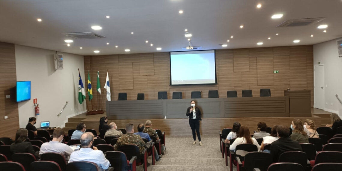 Reunião debate saúde mental