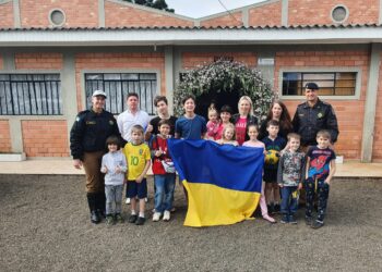 Policiais Militares do 16º BPM visitam migrantes ucranianos