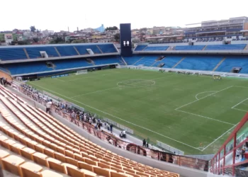 Palmeiras enfrenta Corinthians na Arena Barueri pela primeira vez na história do Derby