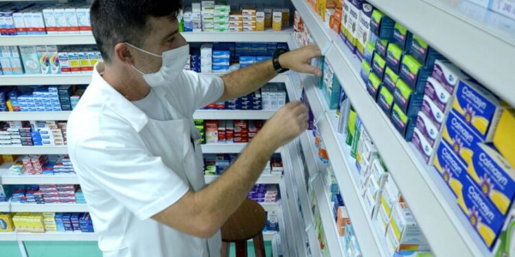 Faltam antibióticos e antialérgicos nas farmácias