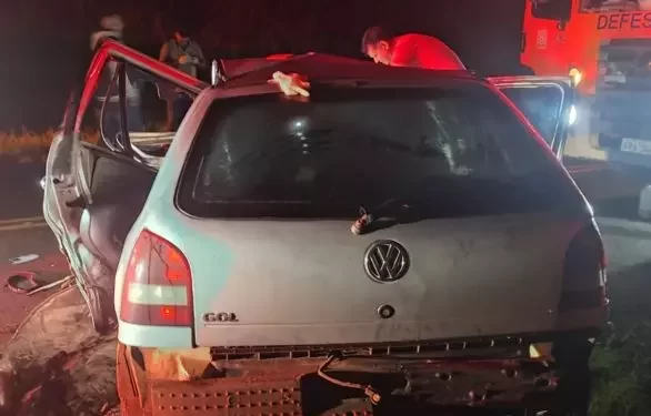Jovem morre em acidente com três carros na PR-445