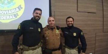 16º BPM recebe homenagem da PRF