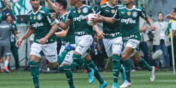 Palmeiras goleia São Paulo e conquista o Paulistão