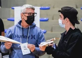 Competição de Mundial de Aviãozinho de Papel tem três paranaenses na final brasileira