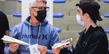 Competição de Mundial de Aviãozinho de Papel tem três paranaenses na final brasileira