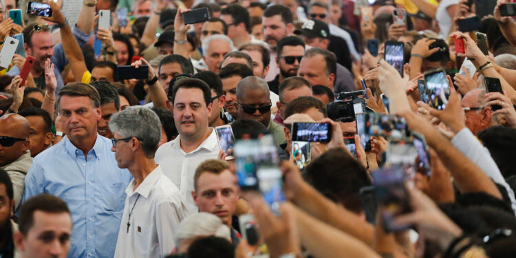 Em Bandeirantes, governador destaca a força do turismo religioso no Paraná