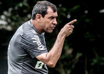 Athletico fecha a contratação do técnico Fábio Carille