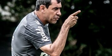 Athletico fecha a contratação do técnico Fábio Carille