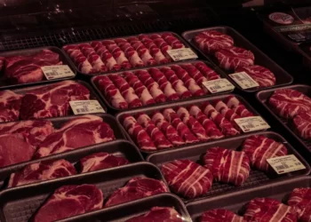 China suspende compra de carne de unidades de JBS, Marfrig e Naturafrig por uma semana
