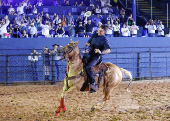 Em Londrina, Bolsonaro agradece apoio e pede para continuar