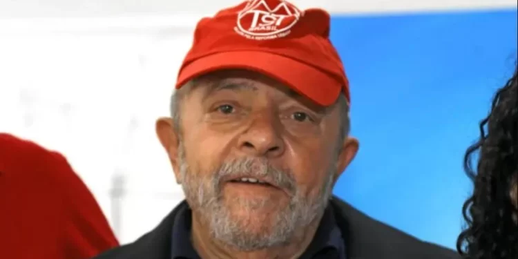 Lula sugere acabar com o conflito na Ucrânia em uma ‘mesa tomando cerveja’