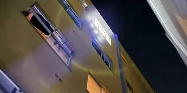 Criança de 5 anos morre ao cair de apartamento que não tinha rede de proteção