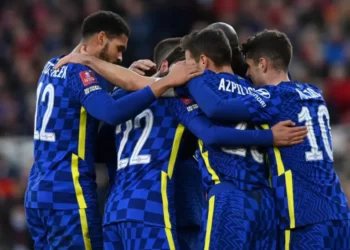 Brasileiro cofundador do Facebook pode virar dono do Chelsea