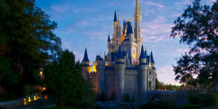 Executiva da Disney promete mais personagens LGBT+