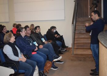 Com debates sobre inclusão, equidade e qualidade, Guarapuava realiza a etapa municipal da Conferência Nacional da Educação