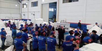 Campanha de conscientização para controle de focos da dengue promove palestras em empresas