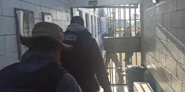 Dois policiais penitenciários são presos e outros dois são afastados em operação do Gaeco