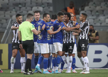 Atlético-MG x Cruzeiro pela final do Mineiro; escalações e onde assistir