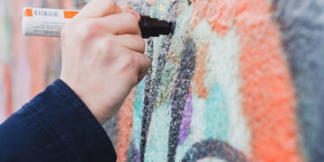 Cultura apresenta detalhes do edital que estimula intervenções nos muros das escolas