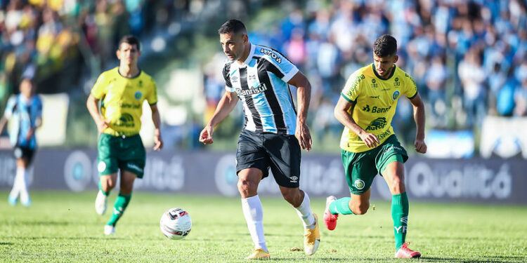 Grêmio x Ypiranga pela final do Gauchão; escalações e onde assistir