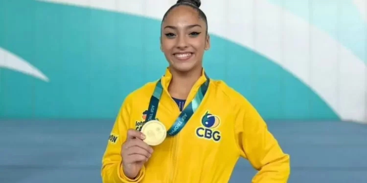 Brasileira de 16 anos fatura ouro na Copa do Mundo de Ginástica no Azerbaijão