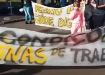 Guarapuava: familiares de PM’s realizam manifestação pedindo respostas