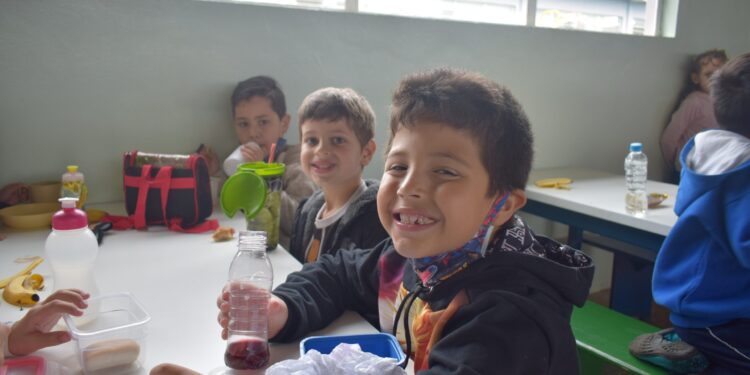 Escolas incentivam hábitos saudáveis na alimentação das crianças