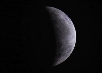 Chuva de meteoros pode ser vista nesta semana em Guarapuava; eclipse lunar total vem aí