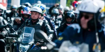 Bolsonaro lidera motociata em SP com cobrança de ingresso e ‘área VIP’