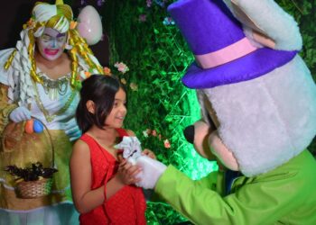 Abertura da Floresta Encantada do Coelho marca o retorno das ações de páscoa