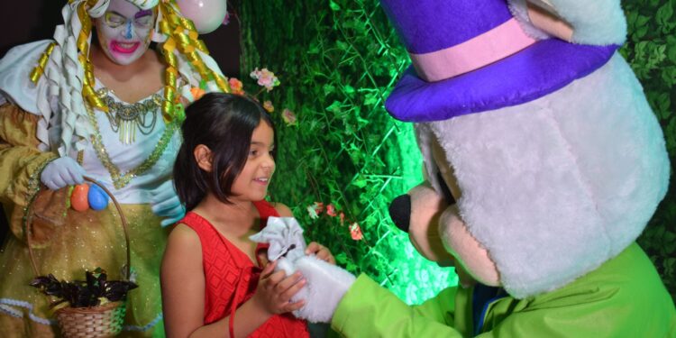 Abertura da Floresta Encantada do Coelho marca o retorno das ações de páscoa