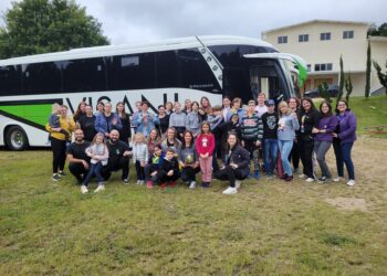 Grupo de imigrantes ucranianos chegou nesta terça-feira (19) em Prudentópolis