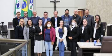 Refugiados encontram a esperança de recomeçar a vida