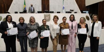 Cristina Silvestri homenageia mulheres que atuam nas forças de segurança