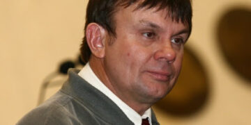 Ex-deputado Carlos Simões morre em acidente na BR-116, no Paraná