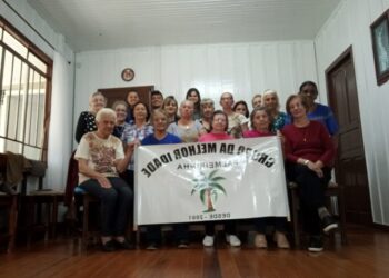 Grupos da terceira idade retomam suas atividades