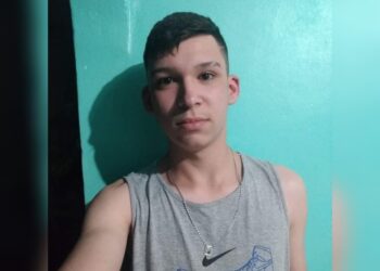 Familiares e amigos de Tiago Gabriel realizam manifestação clamando por justiça