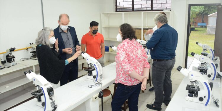 Laboratórios da Unicentro recebem conjunto de equipamentos de última geração