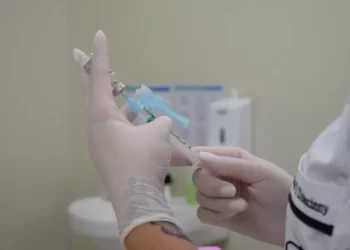 Guarapuava divulga cronograma de vacinação contra Covid-19 até 29 de abril; veja quem pode se imunizar