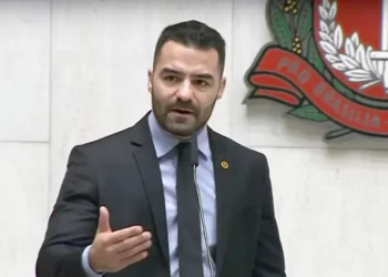 Arthur do Val renuncia ao mandato de deputado estadual em SP